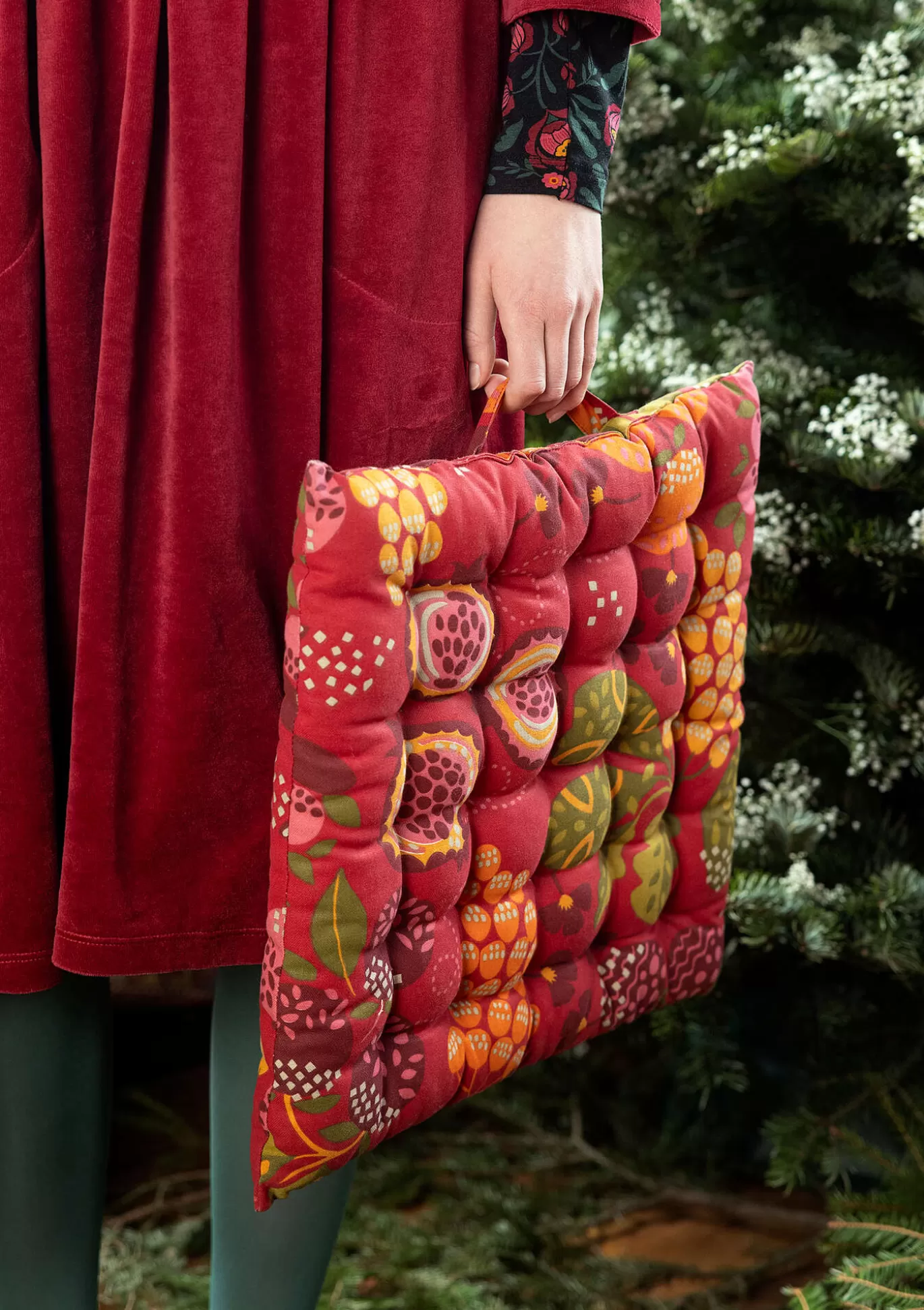 Gudrun Sjödén Sittdyna "Fruits" i ekologisk bomull Tomat Sale