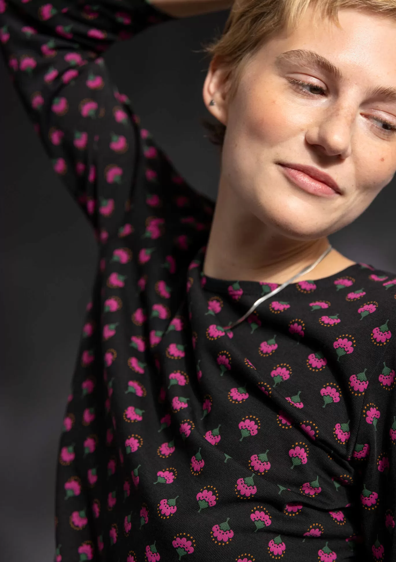 Gudrun Sjödén Top "Sigrid" i ekologisk bomull/lyocell Svart Shop