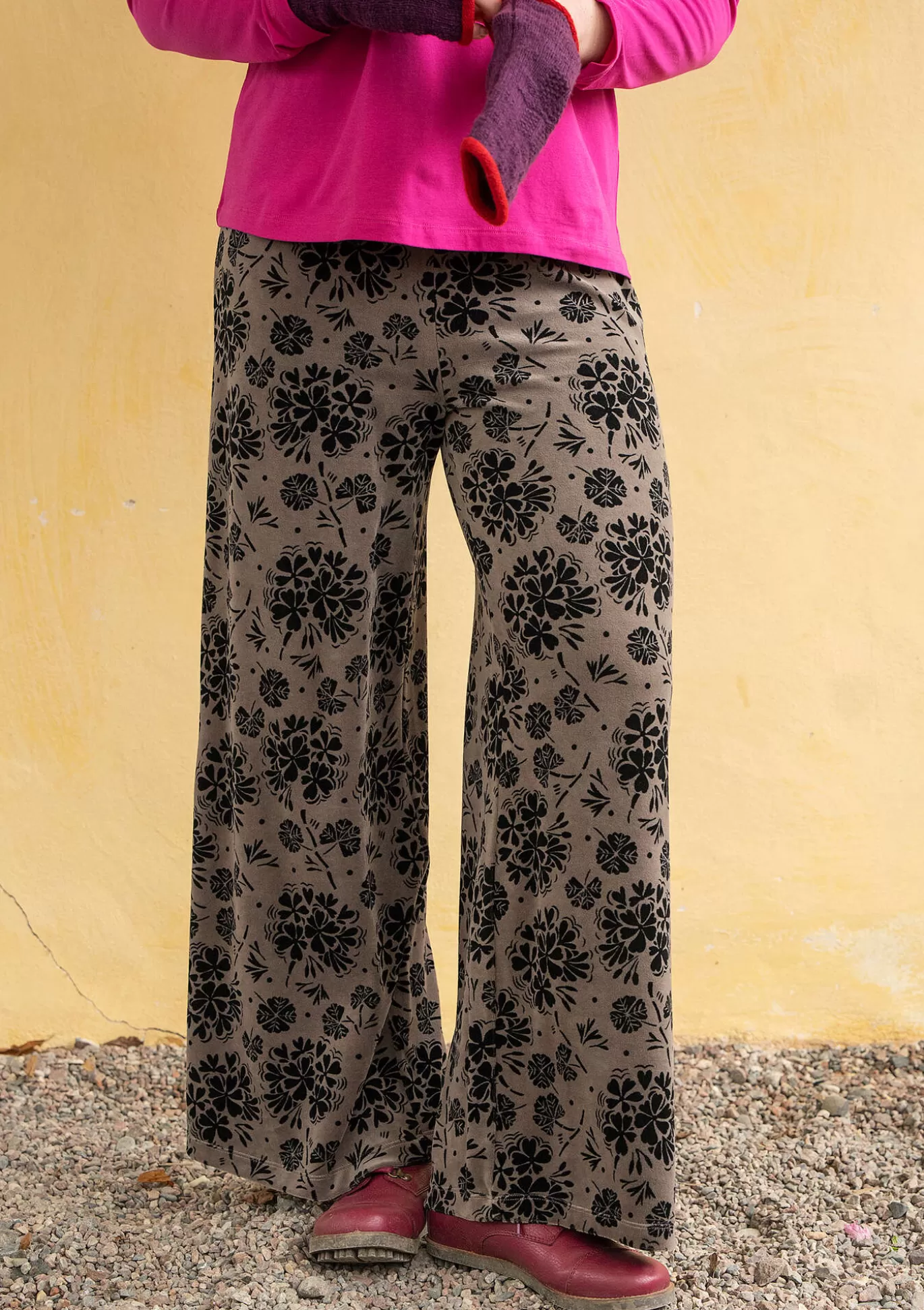 Gudrun Sjödén Velourbyxa "Selma" i ekologisk bomull/återvunnen polyester Potatis Outlet