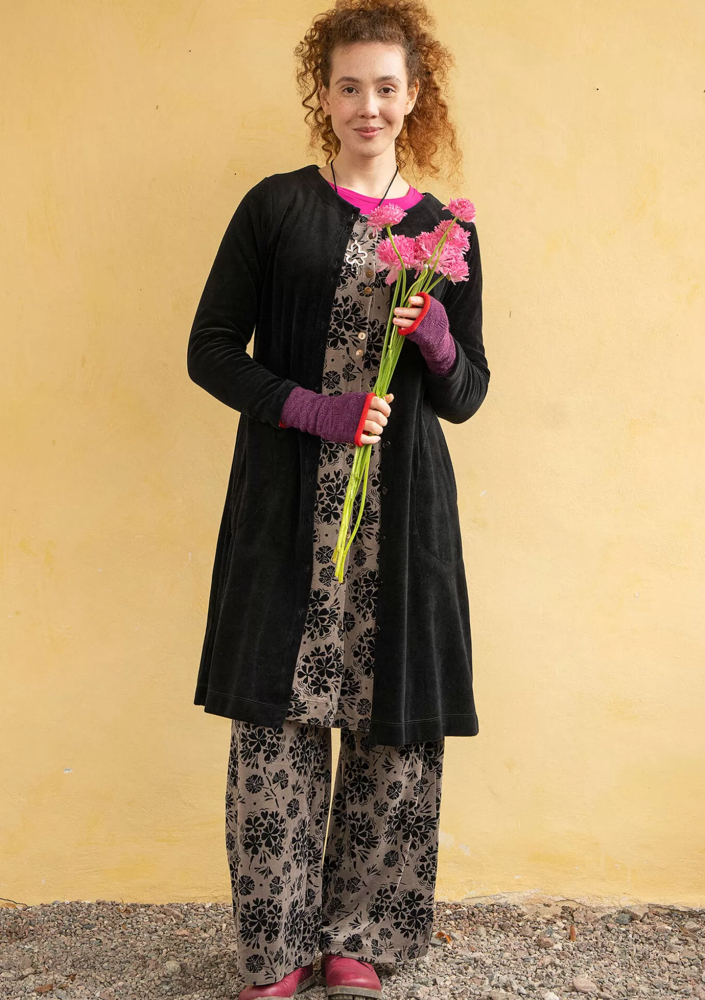 Gudrun Sjödén Velourklänning "Selma" i ekologisk bomull/återvunnen polyester Svart Store