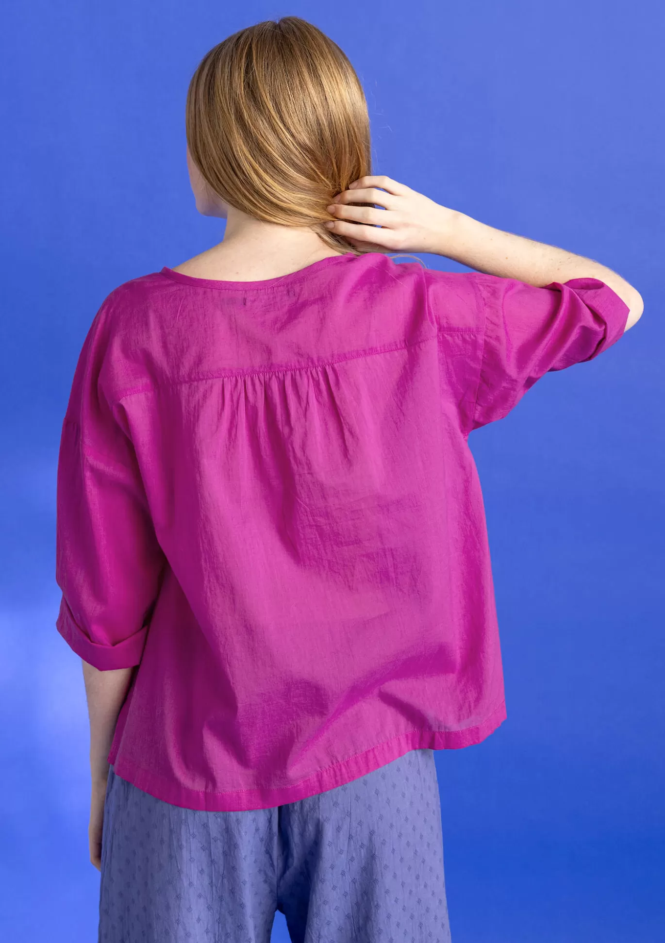 Gudrun Sjödén Vävd blus ”Hedda” i ekologisk bomull Cerise Clearance
