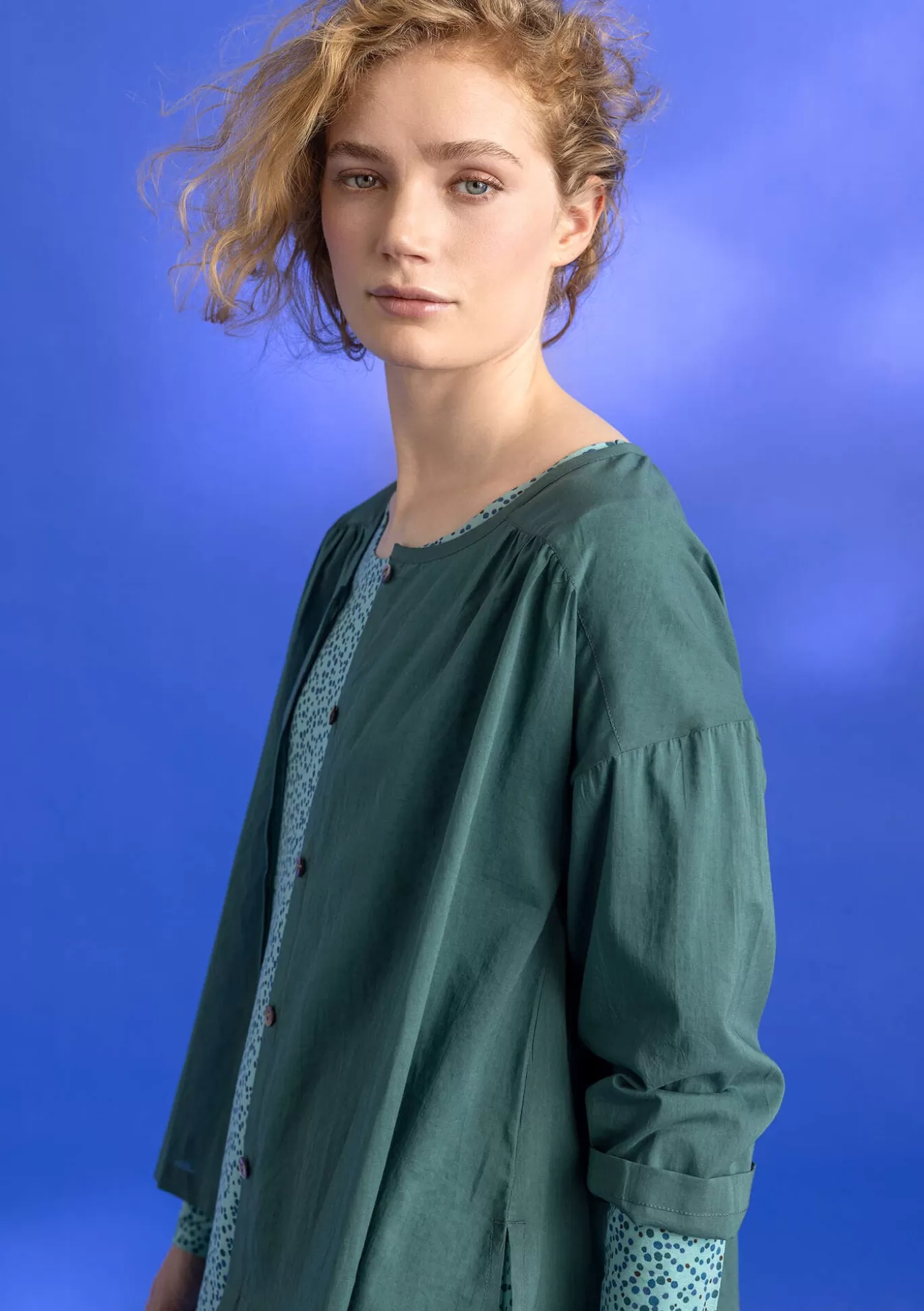Gudrun Sjödén Vävd blus ”Hedda” i ekologisk bomull Opalgrön Fashion