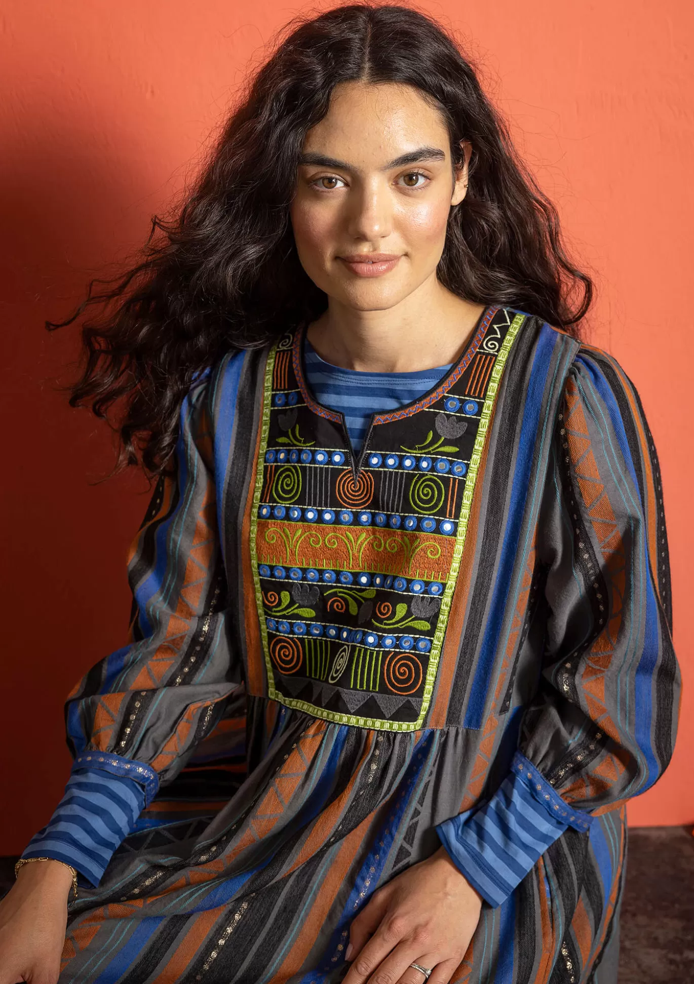 Gudrun Sjödén Vävd klänning "Jaipur" i ull/bomull Svart Fashion